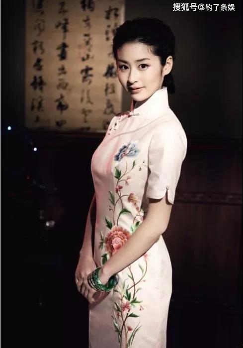 小楠旗袍爆料视频大全集,揭秘旗袍之美与时尚传奇 第1张 小楠旗袍爆料视频大全集,揭秘旗袍之美与时尚传奇 第1张